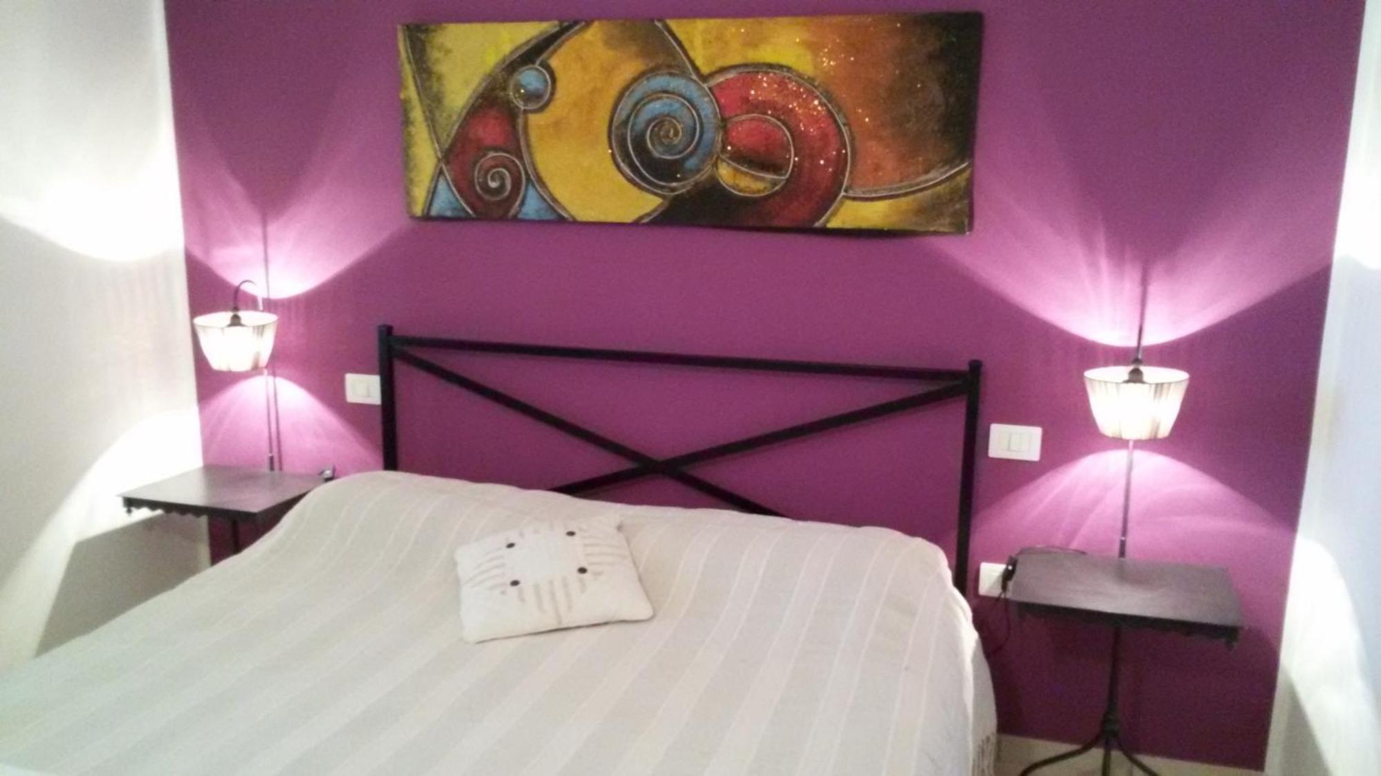Soleesale Appartamenti E Camere Per Vacanza Pula Rum bild